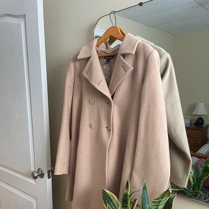 Isabella Oliver Maternity Coat Size 8 (3)